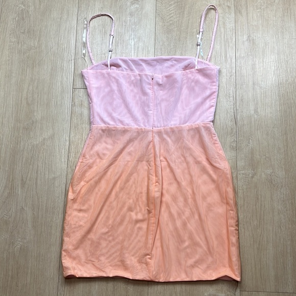 NEW! HOUSE OF CB DEVA OMBRE MINI DRESS, SIZE LARGE 1077 - Picture 6 of 8